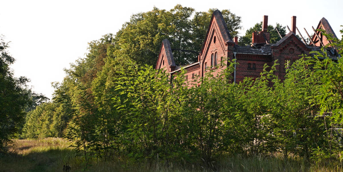 Ruin of the old Station in Dömitz, Elbe